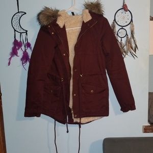 H&M Divides burgundy coat